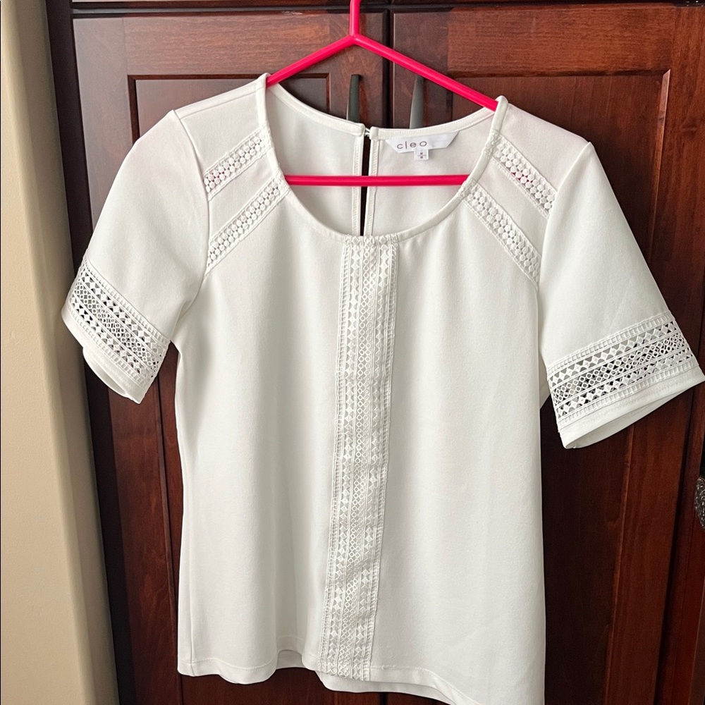 Cleo Cream Blouse Size M NWOT